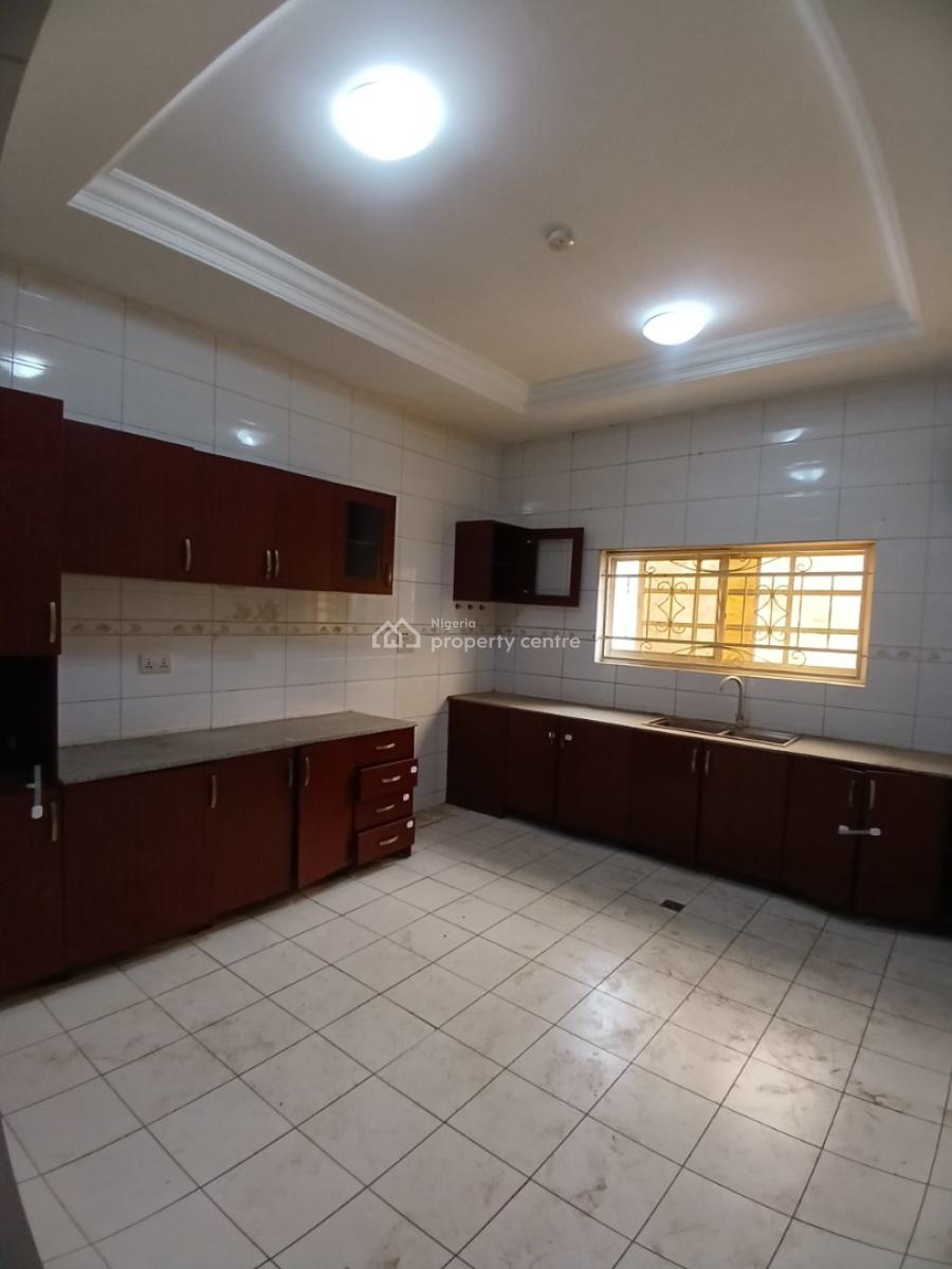 Smart  3 Bedroom Block of Flat, Asokoro Abuja Diplomatic Zone, Asokoro District, Abuja, House for Rent