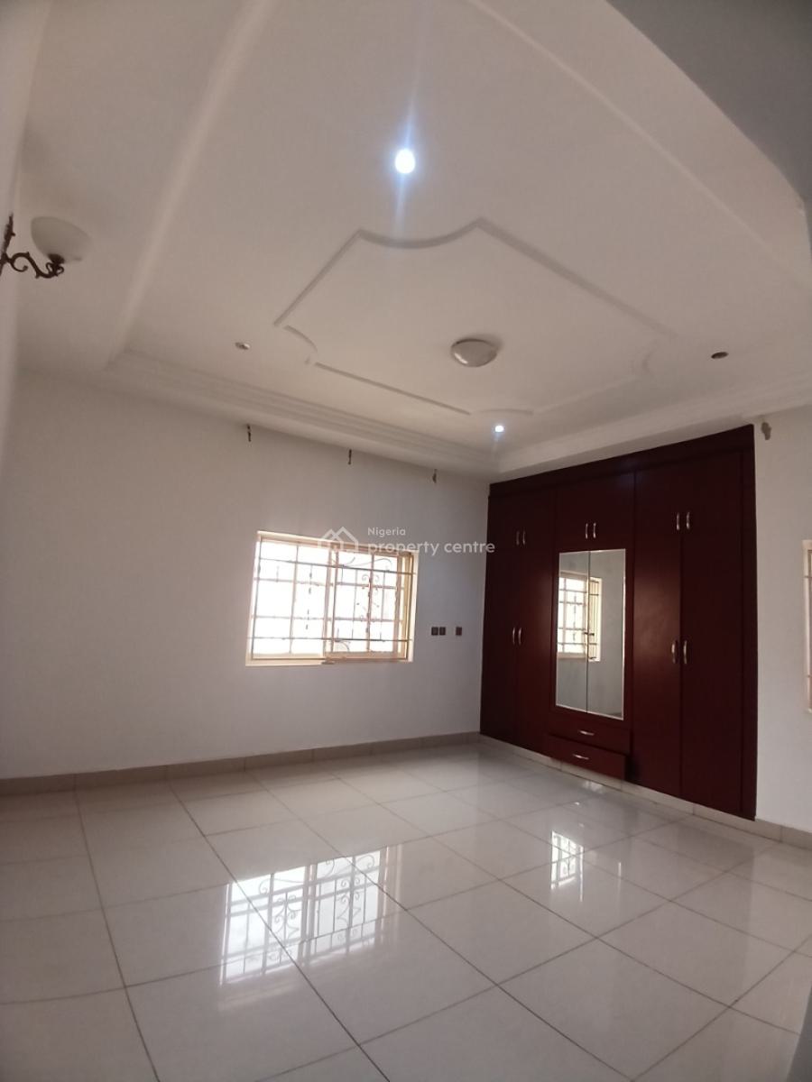 Smart  3 Bedroom Block of Flat, Asokoro Abuja Diplomatic Zone, Asokoro District, Abuja, House for Rent