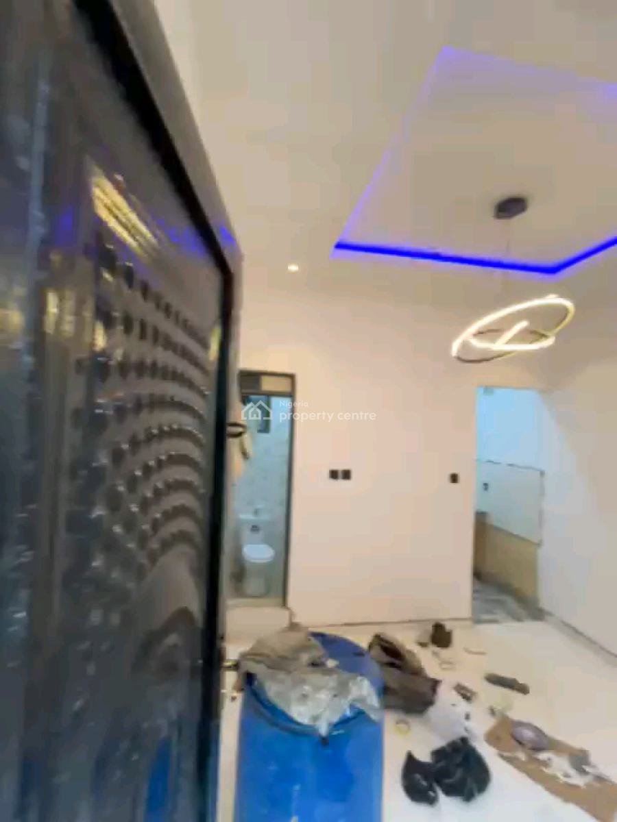 Self Contain, Off Ilaje Road, Shomolu, Lagos, Self Contain (single Rooms) for Rent