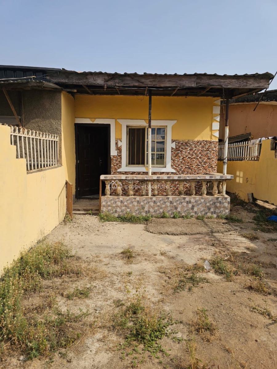 2 Bedroom Semi Detached Bungalow, Kubwa, Abuja, House for Rent