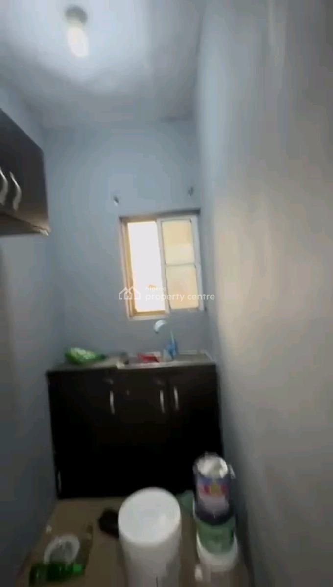 Mini Flat (up Floor), Ladilak, Shomolu, Lagos, Mini Flat (room and Parlour) for Rent