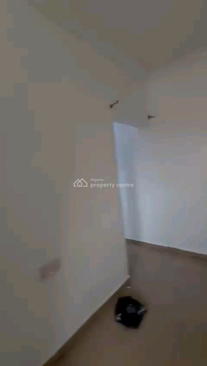 Mini Flat (up Floor), Ladilak, Shomolu, Lagos, Mini Flat (room and Parlour) for Rent