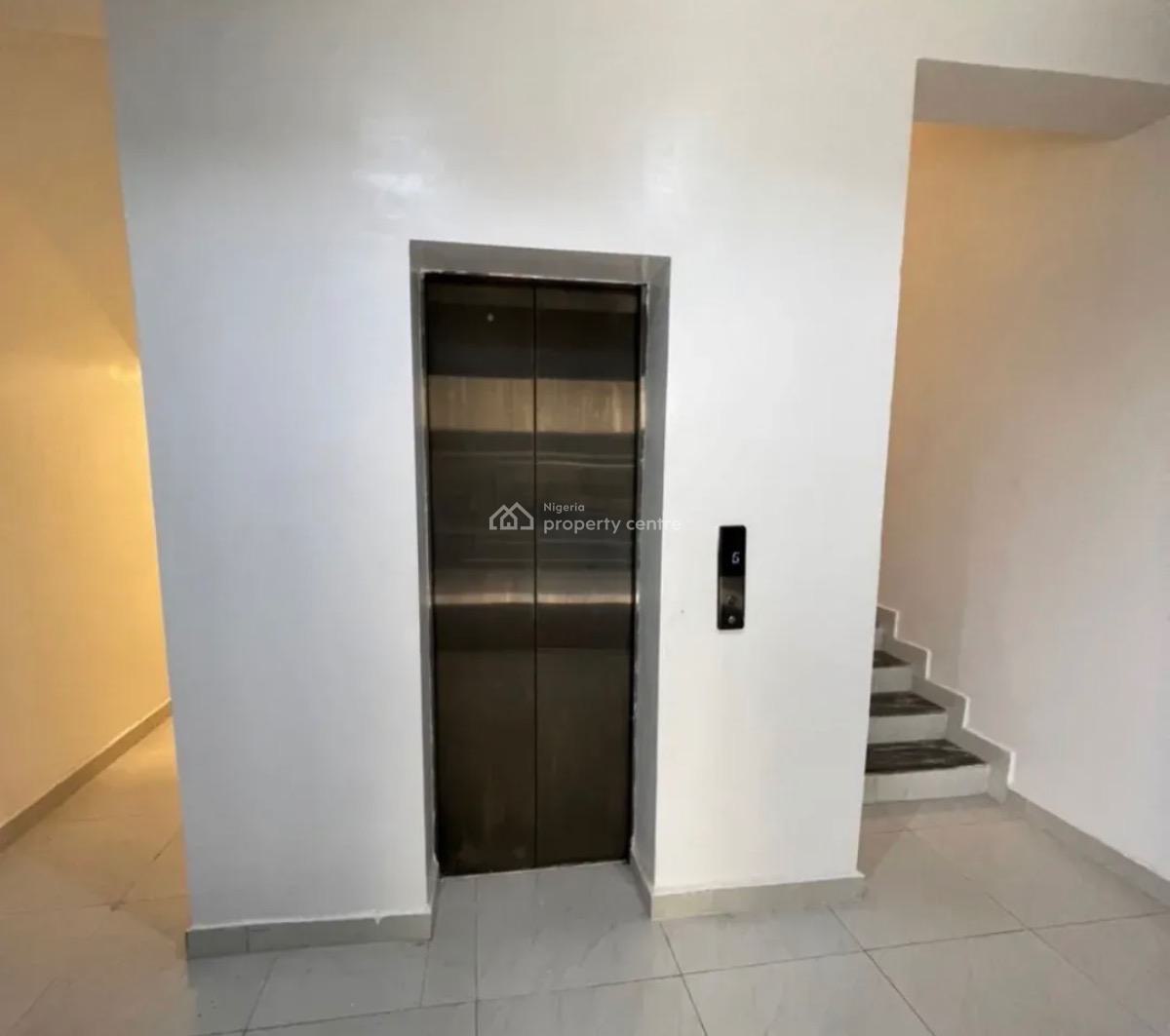 Fully Furnished Two (2) Bedroom Apartment with Pool, Gym and Elevator, Lekki Phase 1, Lekki, Lagos, Flat / Apartment for Rent