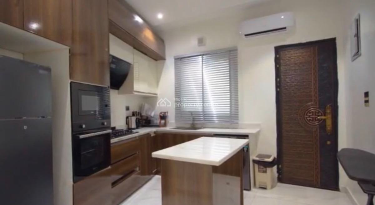 Fully Furnished Two (2) Bedroom Apartment with Pool, Gym and Elevator, Lekki Phase 1, Lekki, Lagos, Flat / Apartment for Rent