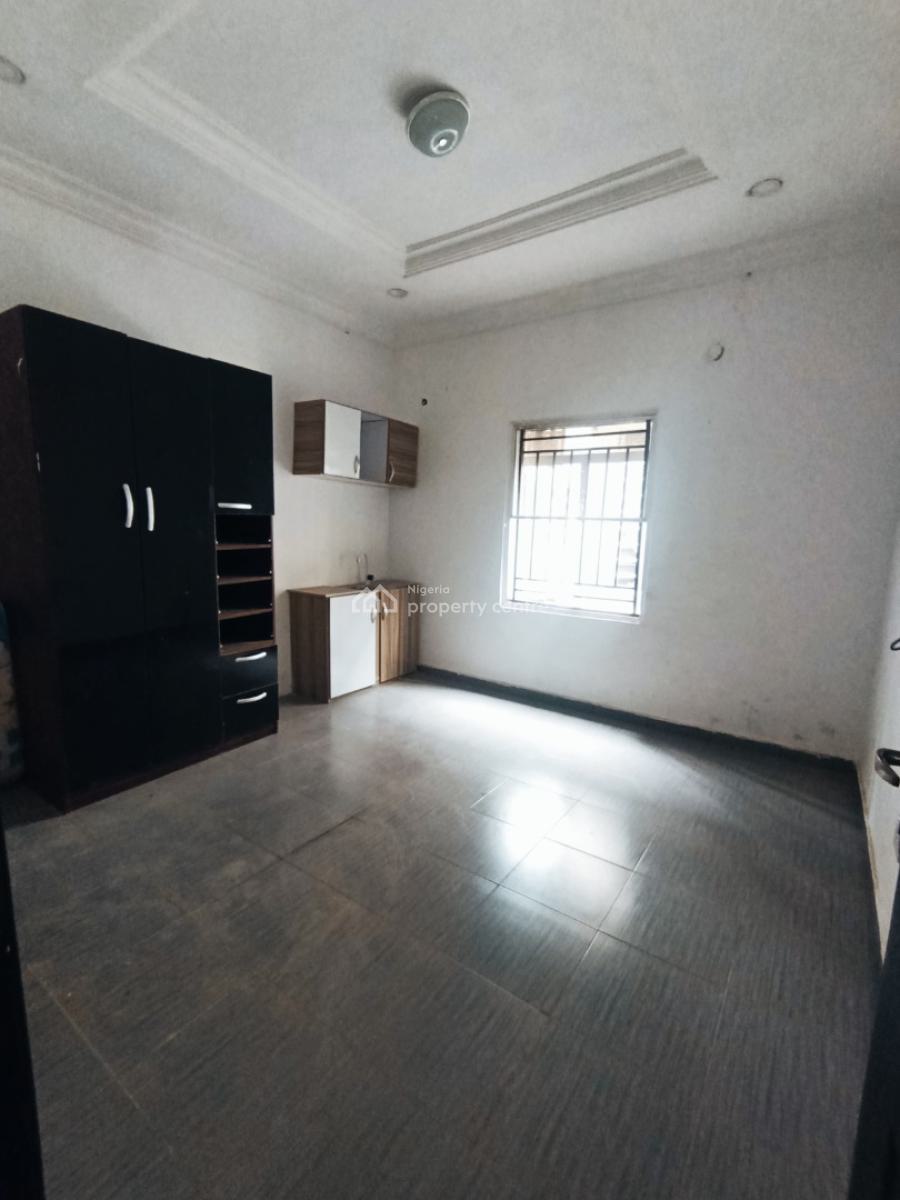a Studio Apartment with Personal Kitchen and Personal Prepaid Meter, Bera Estate Chevron Drive 🔰, Lekki, Lagos, Self Contain (single Rooms) for Rent