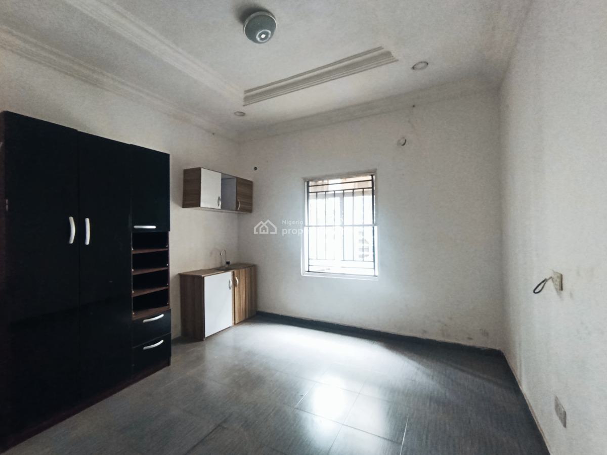 a Studio Apartment with Personal Kitchen and Personal Prepaid Meter, Bera Estate Chevron Drive 🔰, Lekki, Lagos, Self Contain (single Rooms) for Rent