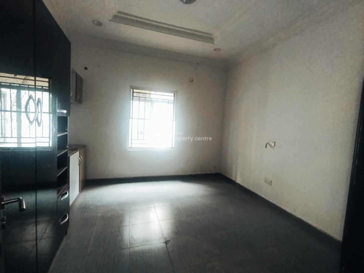 a Studio Apartment with Personal Kitchen and Personal Prepaid Meter, Bera Estate Chevron Drive 🔰, Lekki, Lagos, Self Contain (single Rooms) for Rent