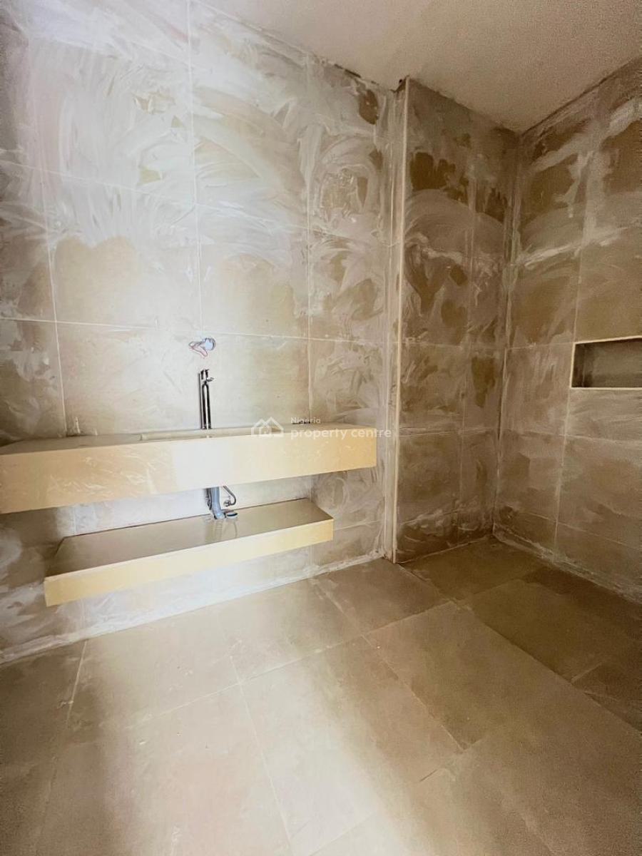 Spacious and Luxury 3 Bedrooms Apartment and Bq, Lekki Phase 1, Lekki, Lagos, Flat / Apartment for Sale