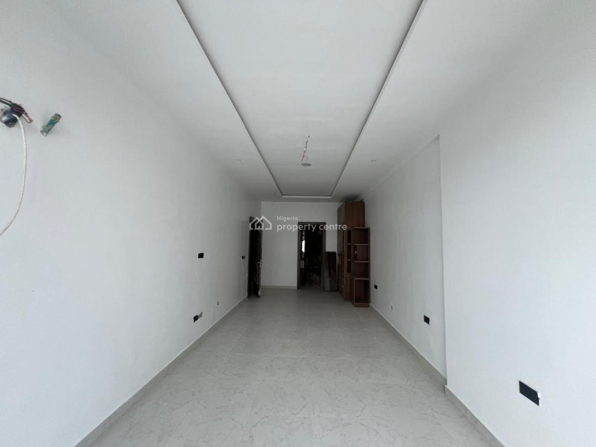 Spacious and Luxury 2 Bedrooms with Bq, Lekki Phase 1, Lekki, Lagos, Flat / Apartment for Sale