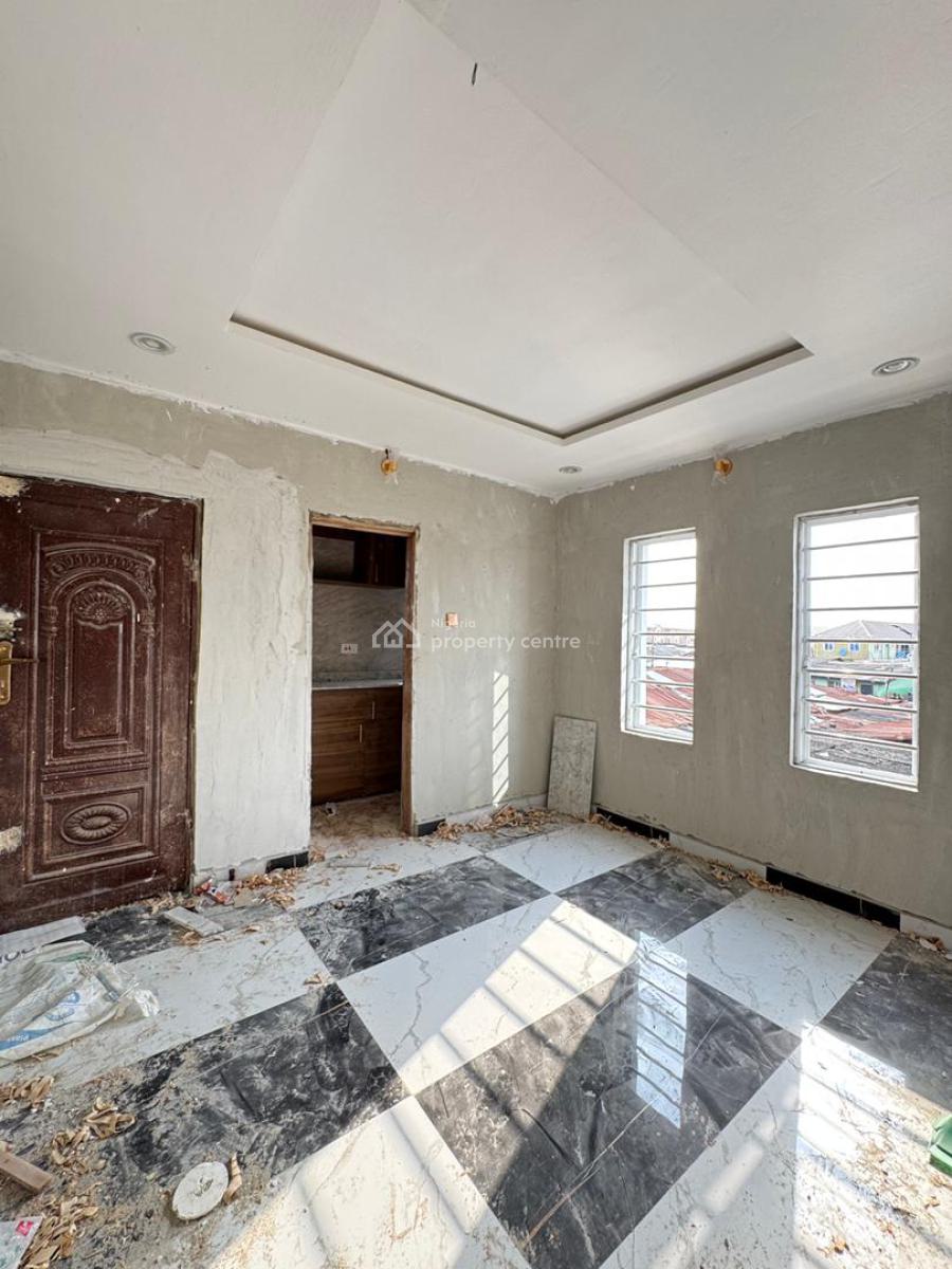 Newly Built 2 Bedroom Apartment, Surulere, Lagos, Flat / Apartment for Sale