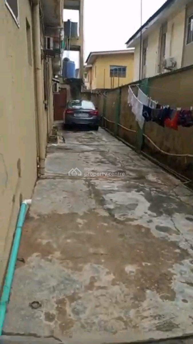 Newly Renovated Spacious Mini Ground Floor with Separate Toilet and Bathroom, Ifako, Gbagada, Lagos, Mini Flat (room and Parlour) for Rent