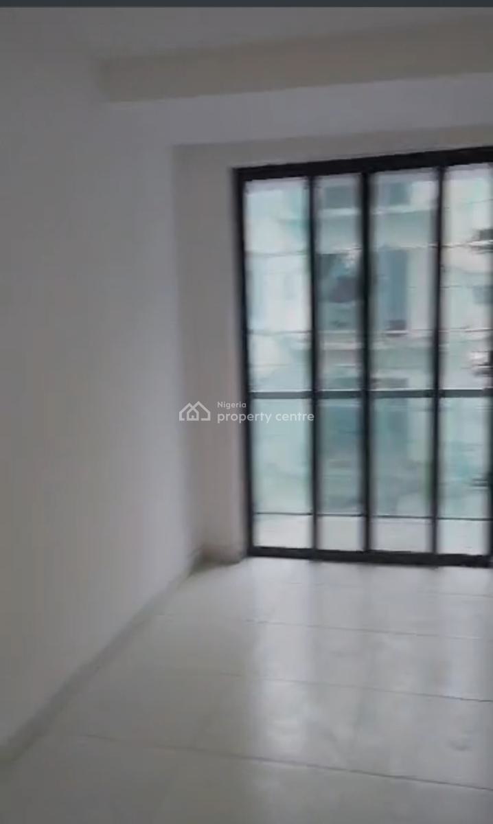 Fully Serviced Well  Finished 4 Bedroom Maisonette with 2 Sitting Room, Ologolo, Lekki, Lagos, House for Sale