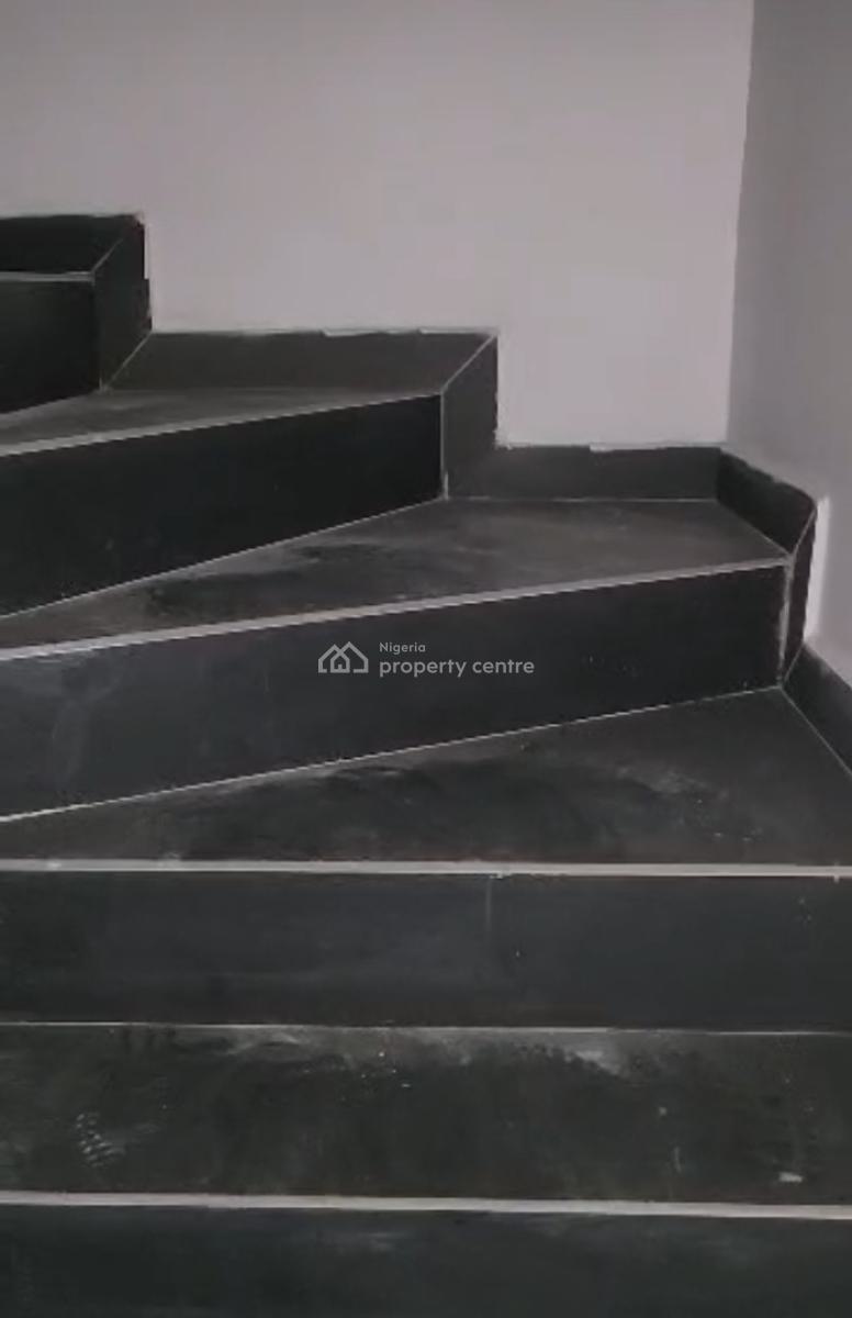 Fully Serviced Well  Finished 4 Bedroom Maisonette with 2 Sitting Room, Ologolo, Lekki, Lagos, House for Sale