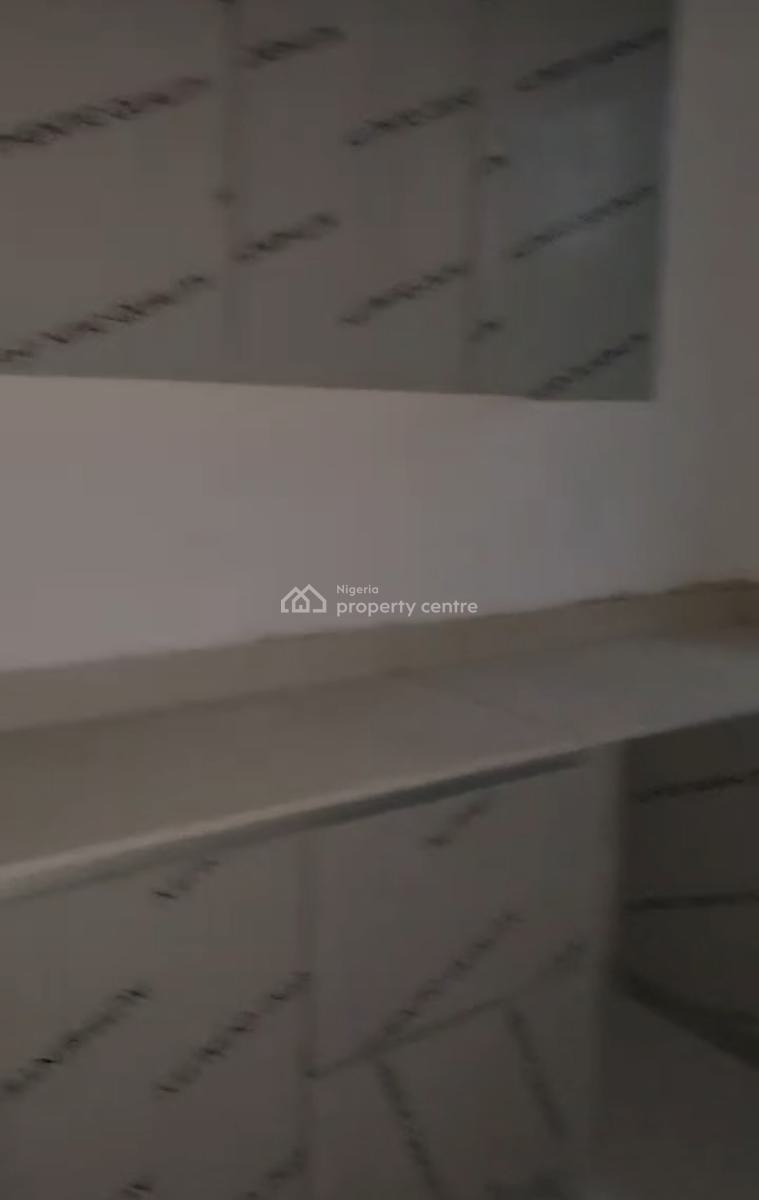 Fully Serviced Well  Finished 4 Bedroom Maisonette with 2 Sitting Room, Ologolo, Lekki, Lagos, House for Sale