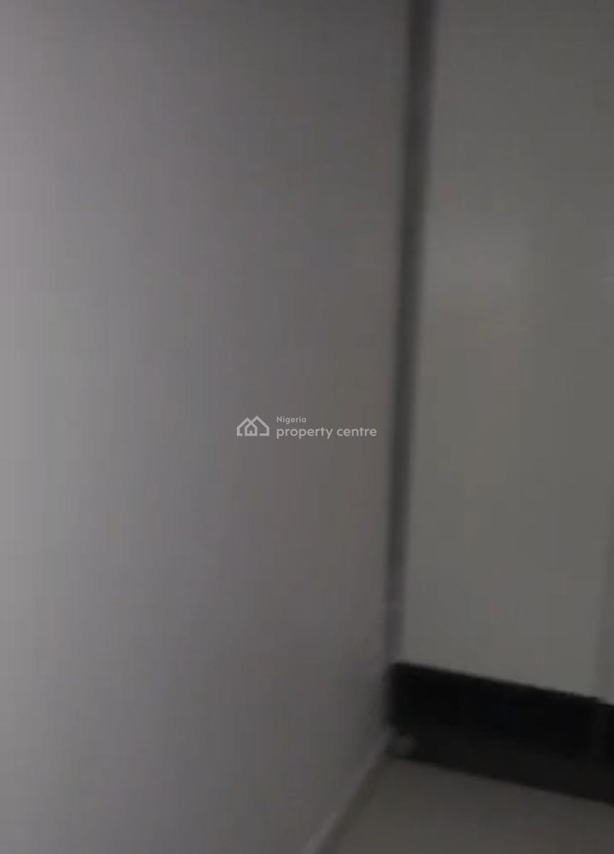 Fully Serviced Well  Finished 4 Bedroom Maisonette with 2 Sitting Room, Ologolo, Lekki, Lagos, House for Sale