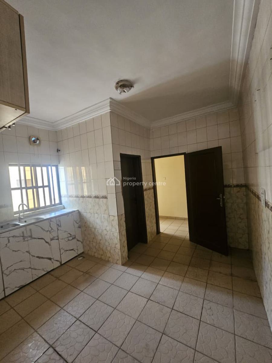 Spacious 3-bedroom + 1-room Bq, Katampe (main), Katampe, Abuja, Flat / Apartment for Rent