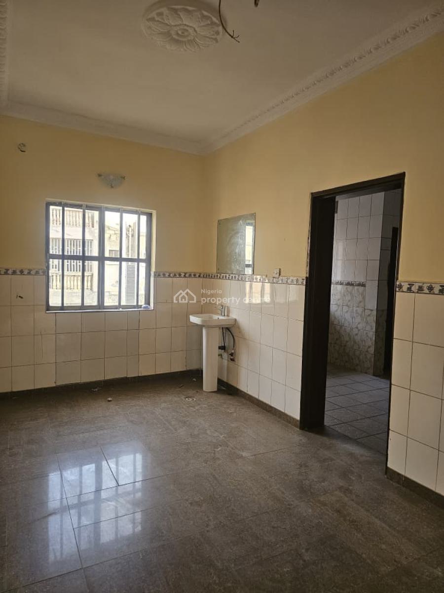 Spacious 3-bedroom + 1-room Bq, Katampe (main), Katampe, Abuja, Flat / Apartment for Rent