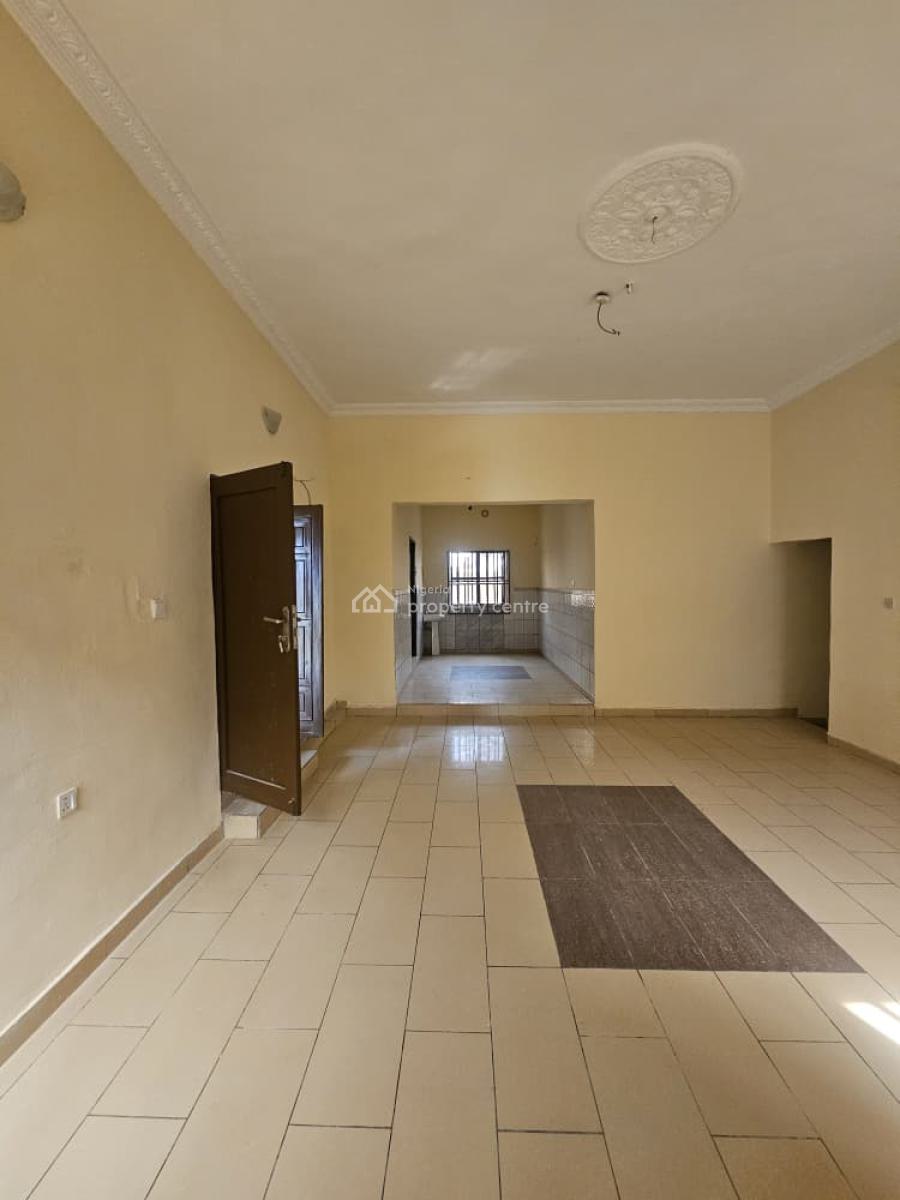 Spacious 3-bedroom + 1-room Bq, Katampe (main), Katampe, Abuja, Flat / Apartment for Rent