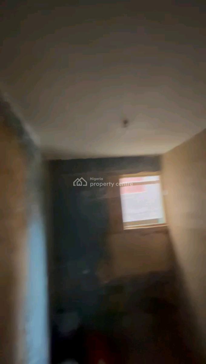 Units of Renovated Mini Flat, on Ilaje Road, Bariga, Shomolu, Lagos, Mini Flat (room and Parlour) for Rent