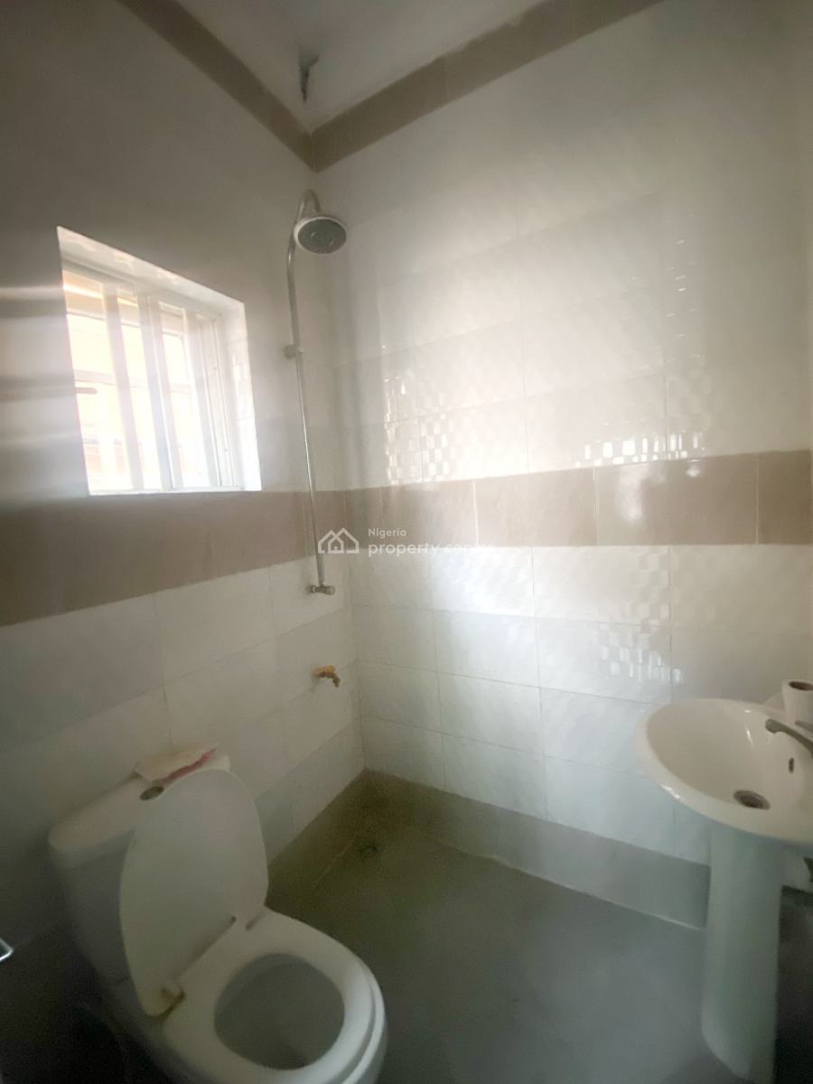 a Well Maintained Spacious 3 Bedroom Flat, Isheri, Magodo, Lagos, Flat / Apartment for Rent