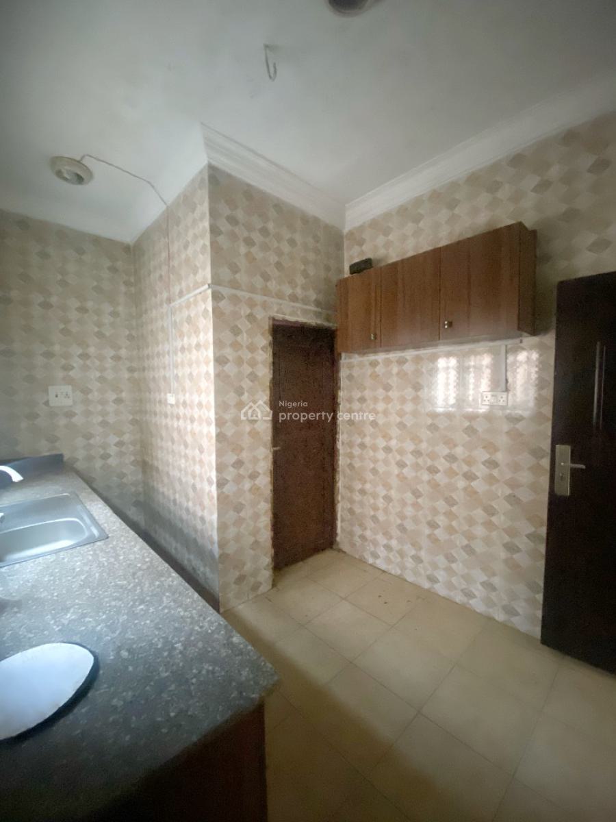 a Well Maintained Spacious 3 Bedroom Flat, Isheri, Magodo, Lagos, Flat / Apartment for Rent