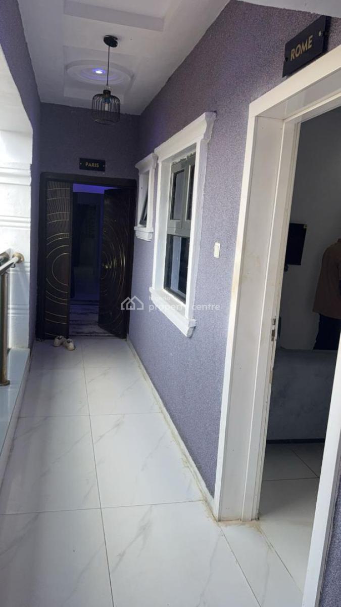 Luxury Service Apartments, 11b, Oremerin Close, Saint Mary Bus-stop, Governors Road, Ikotun, Lagos, Flat / Apartment Short Let