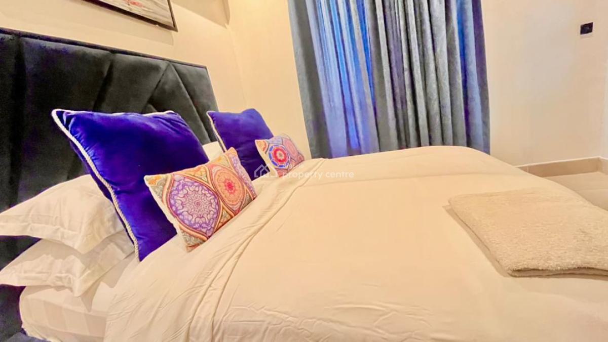 2 Bedroom Penthouse, Admiralty, Lekki Phase 1, Lekki, Lagos, Flat / Apartment Short Let