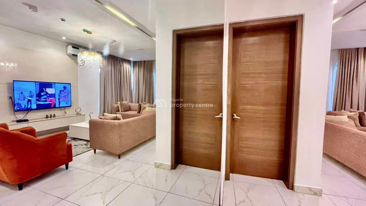 2 Bedroom Penthouse, Admiralty, Lekki Phase 1, Lekki, Lagos, Flat / Apartment Short Let