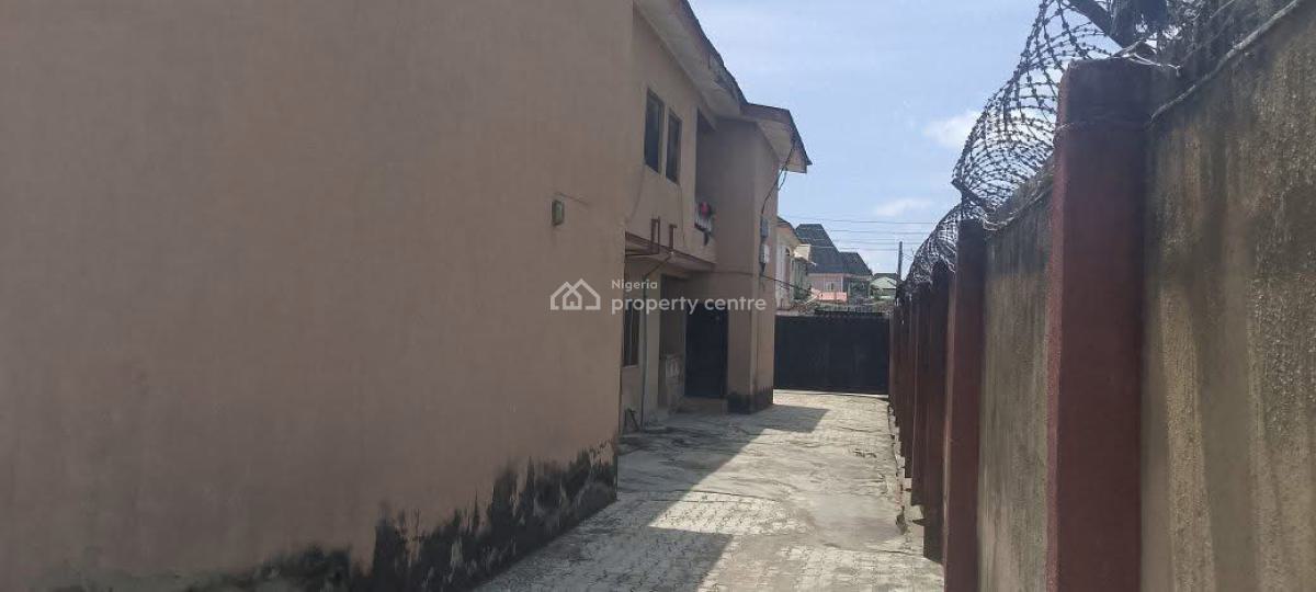 Block of Flats on 713sqm Cornerpiece  Land, Off Community Road, Ago Palace, Isolo, Lagos, Block of Flats for Sale