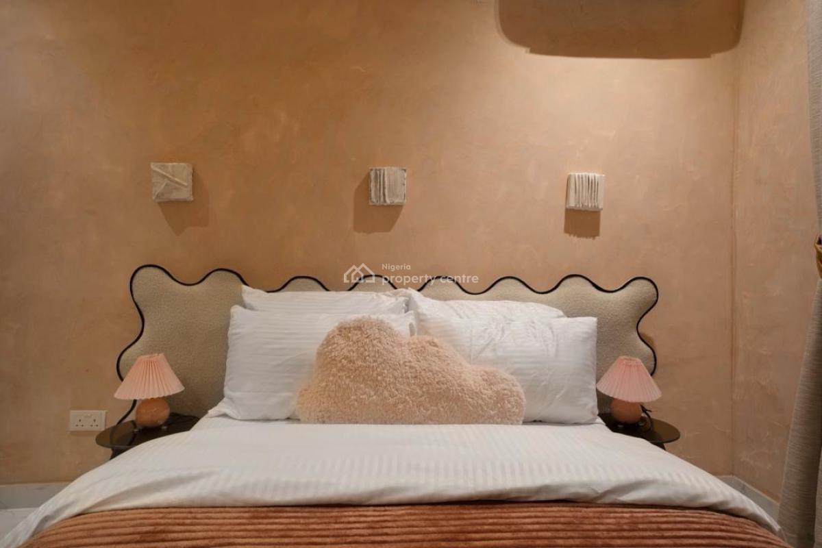 3 Bedroom Penthouse, Lekki Phase 1, Lekki, Lagos, Flat / Apartment Short Let