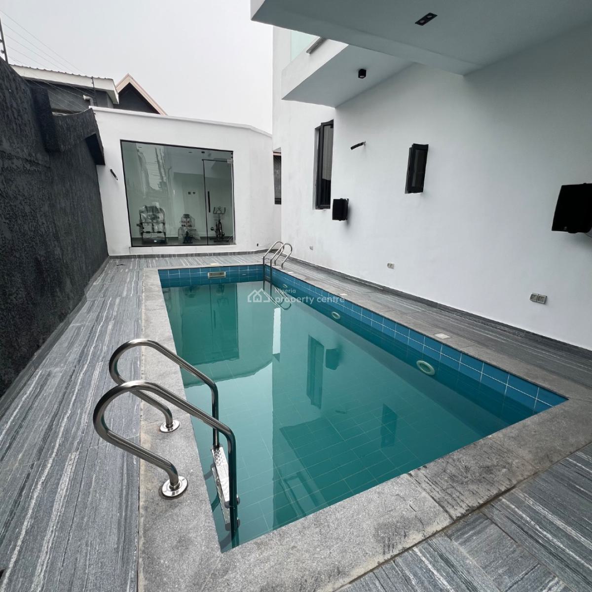 5 Bedroom with 2bq, Lekki Phase 1, Lekki, Lagos, Detached Duplex for Sale