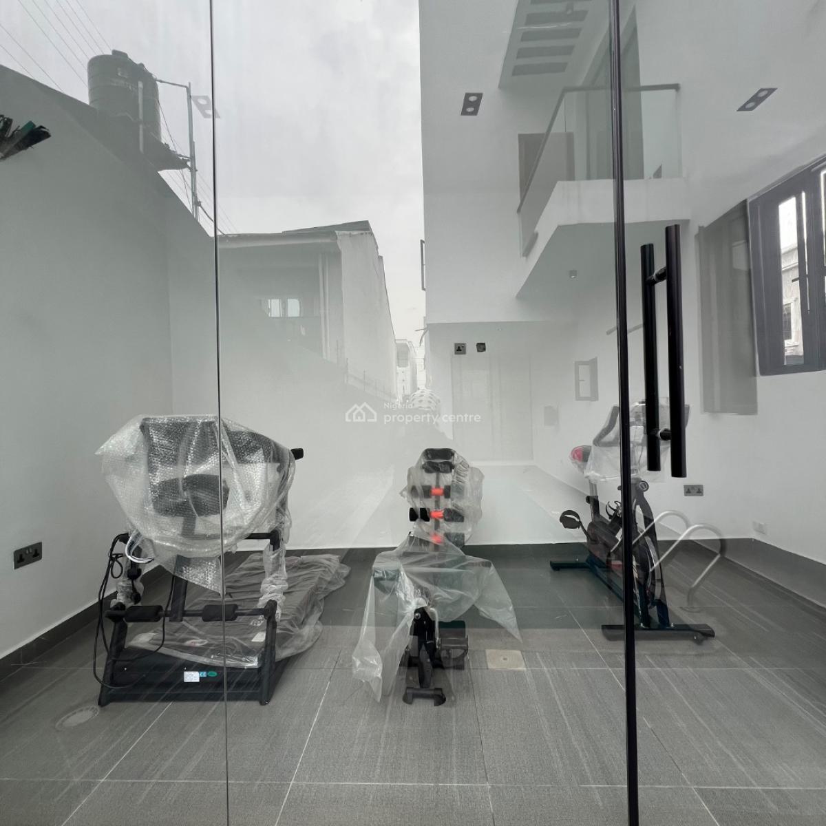 5 Bedroom with 2bq, Lekki Phase 1, Lekki, Lagos, Detached Duplex for Sale