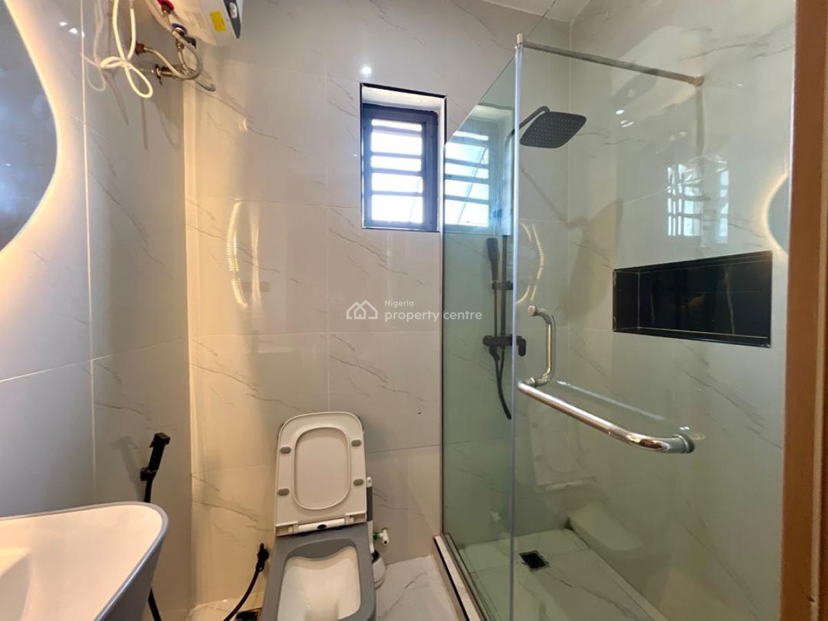 Luxury 3 Bedroom Apartment, Lekki Phase 1, Lekki, Lagos, Flat / Apartment Short Let