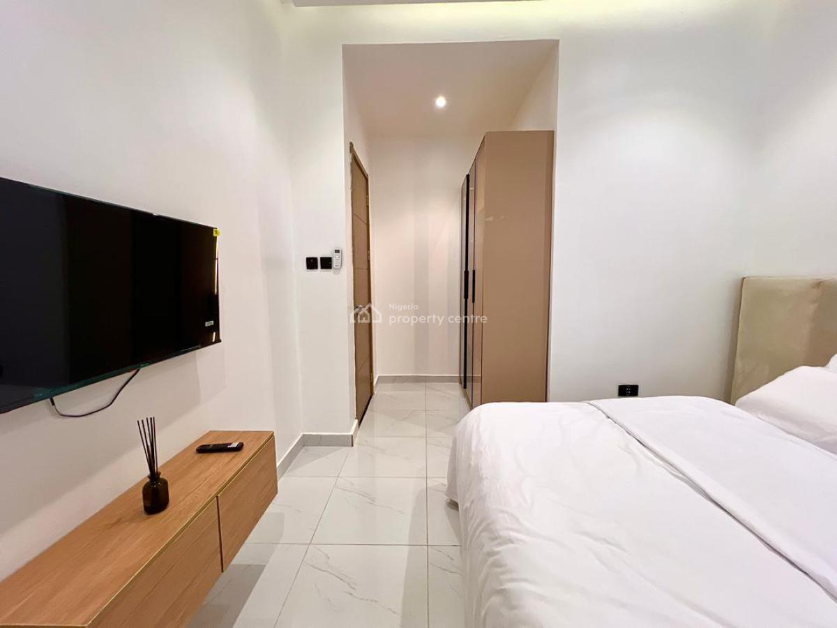 Luxury 3 Bedroom Apartment, Lekki Phase 1, Lekki, Lagos, Flat / Apartment Short Let