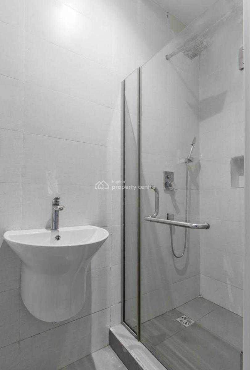 3 Bedroom Apartment, Ologolo, Lekki, Lagos, Flat / Apartment Short Let