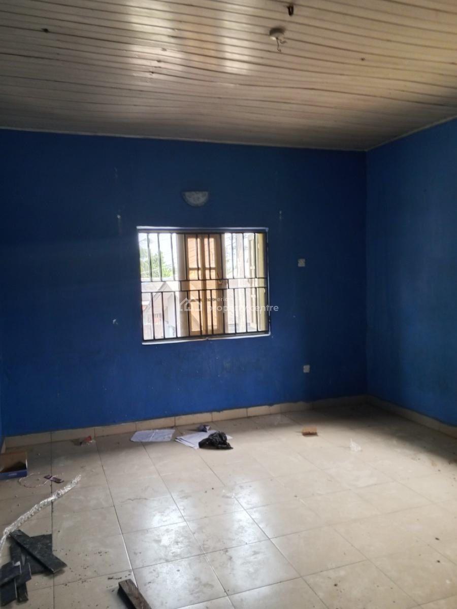 a Standard 3 Bedroom Flat with Pvc Ceiling, Oro-igwe Road, Elimbu, Port Harcourt, Rivers, Flat / Apartment for Rent