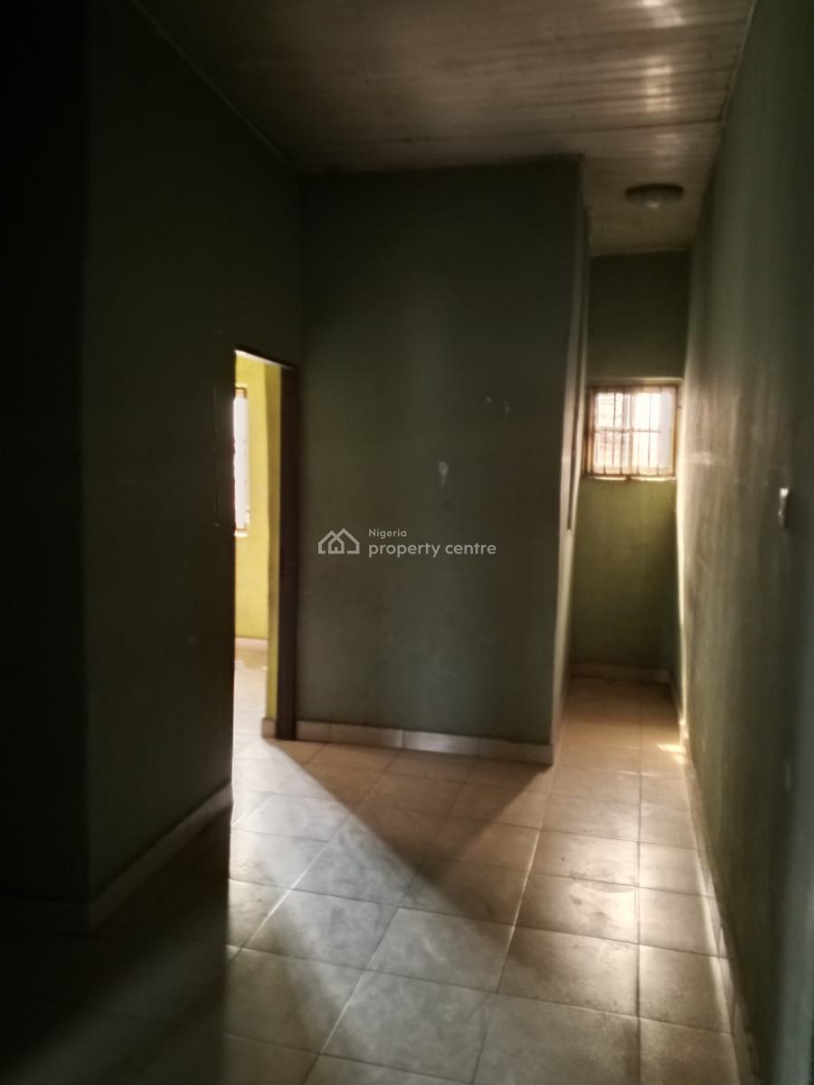 a Standard 3 Bedroom Flat with Pvc Ceiling, Oro-igwe Road, Elimbu, Port Harcourt, Rivers, Flat / Apartment for Rent
