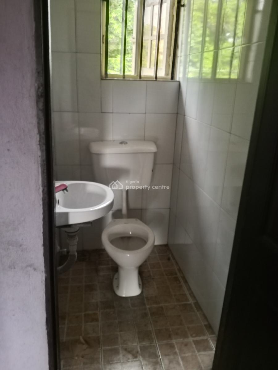 a Standard 3 Bedroom Flat with Pvc Ceiling, Oro-igwe Road, Elimbu, Port Harcourt, Rivers, Flat / Apartment for Rent