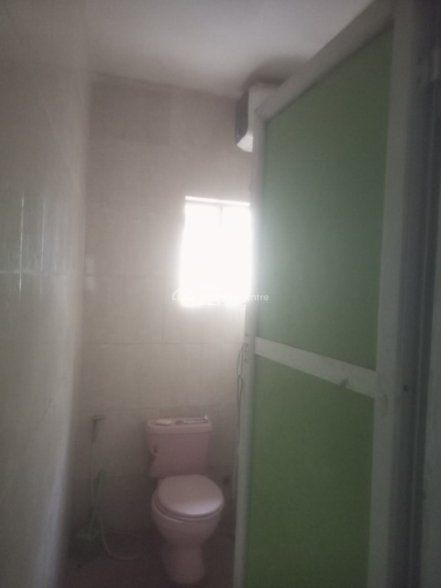 Clean Mini Flat, Mobil Isheri Oshun Jakande Axis, Isolo, Lagos, Mini Flat (room and Parlour) for Rent