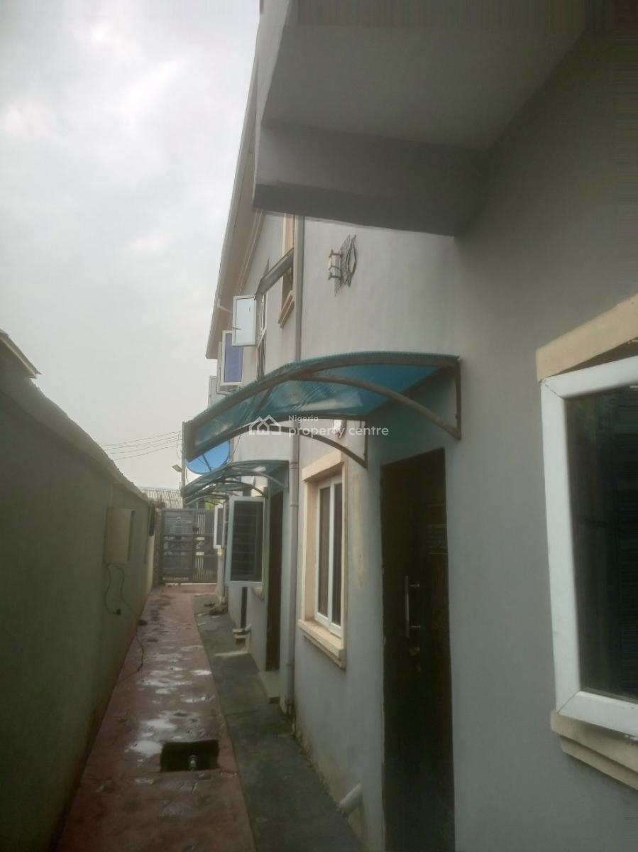 Clean Mini Flat, Mobil Isheri Oshun Jakande Axis, Isolo, Lagos, Mini Flat (room and Parlour) for Rent