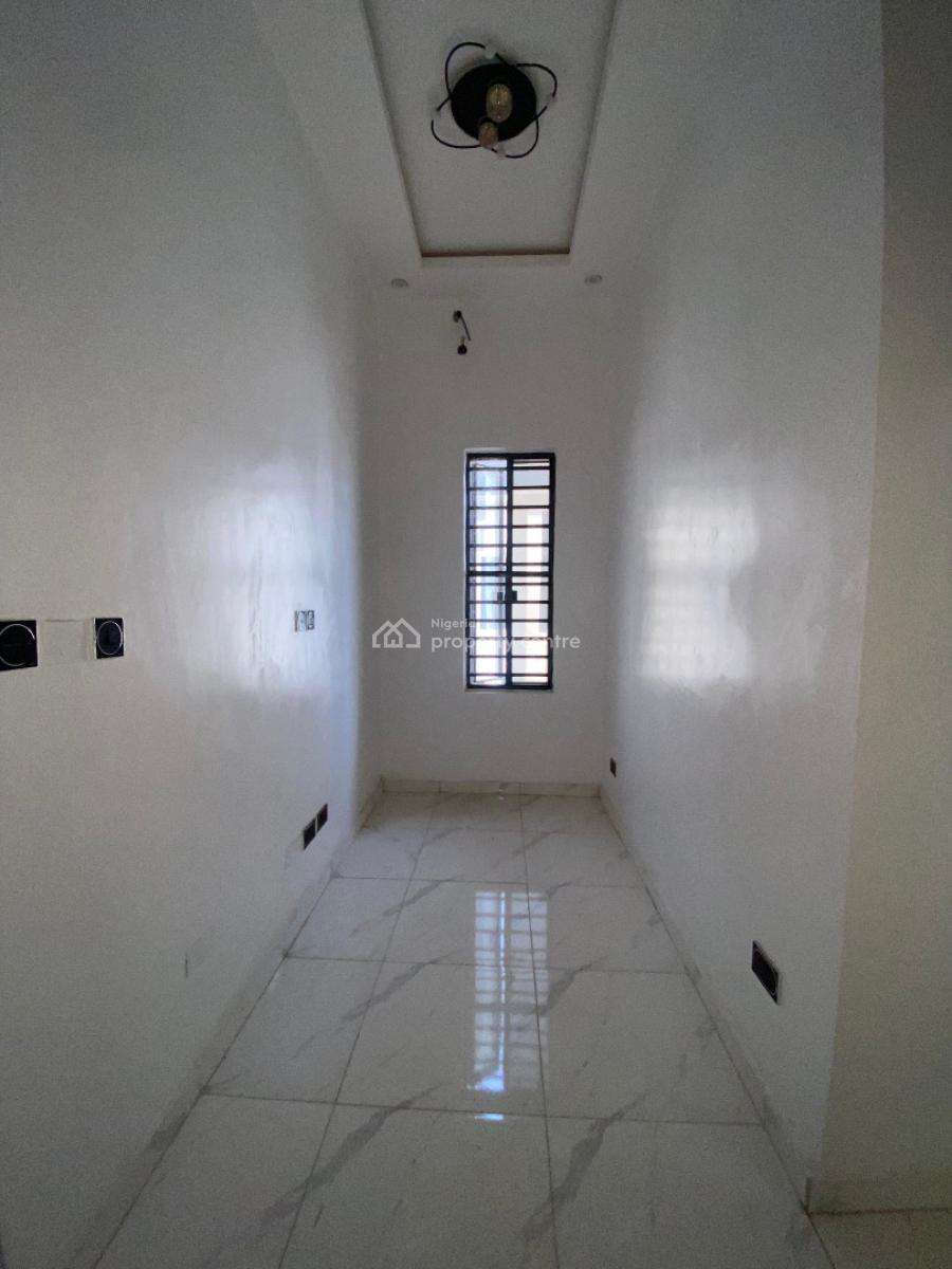 4 Bedroom Semi Detached Duplex with Bq, Gra, Ikota, Lekki, Lagos, Semi-detached Duplex for Rent