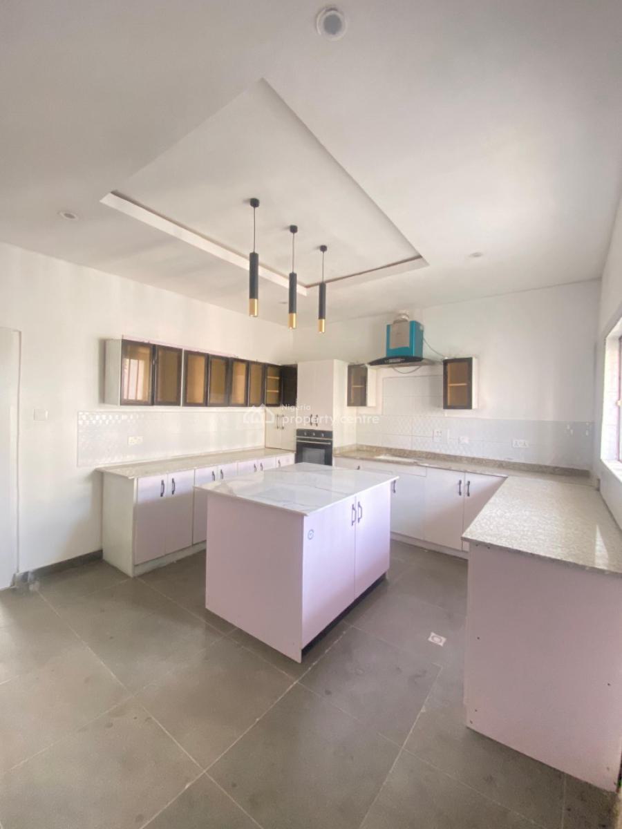5 Bedroom Terrace Duplex with a Room Bq, Ikota, Lekki, Lagos, Terraced Duplex for Sale