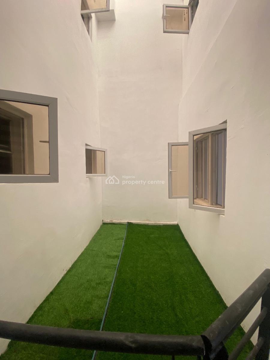 5 Bedroom Terrace Duplex with a Room Bq, Ikota, Lekki, Lagos, Terraced Duplex for Sale