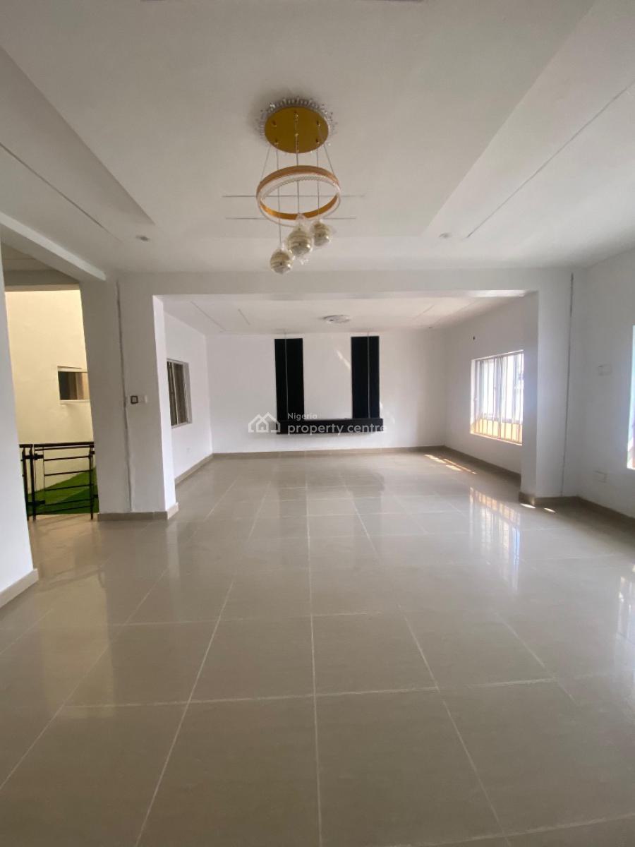 5 Bedroom Terrace Duplex with a Room Bq, Ikota, Lekki, Lagos, Terraced Duplex for Sale