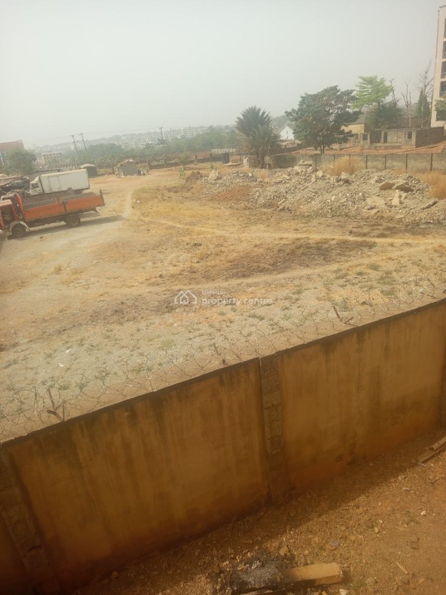 Distress 2200 Square Meters of Residential Land Cof0, Guzape2, Guzape District, Abuja, Residential Land for Sale