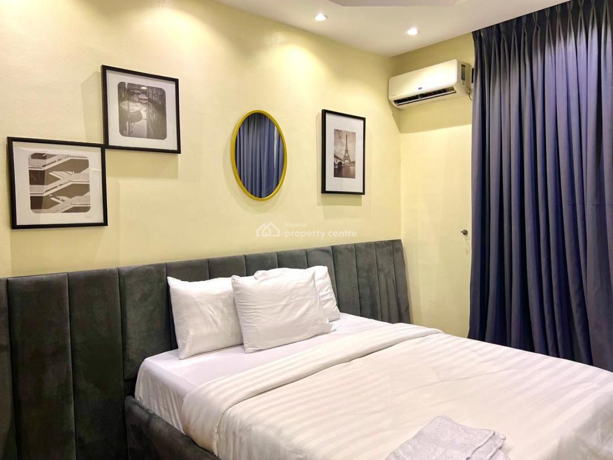 3 Bedroom Apartment, Lekki Phase 1, Lekki, Lagos, Flat / Apartment Short Let
