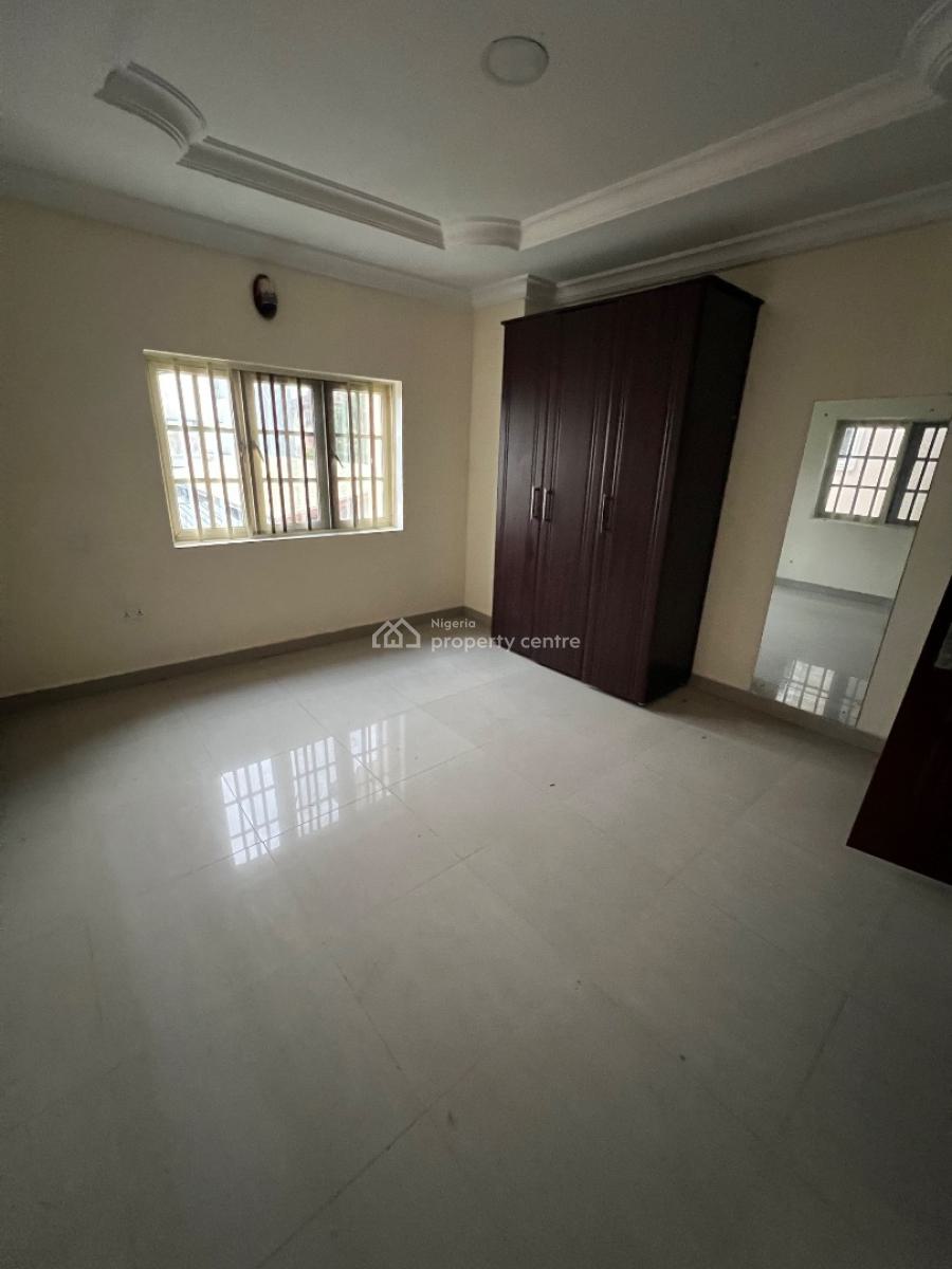 Clean 5-bedroom Duplex in a Secure, Gated Estate, Remi Olowude Way, Lekki Phase 1, Lekki, Lagos, Flat / Apartment for Rent