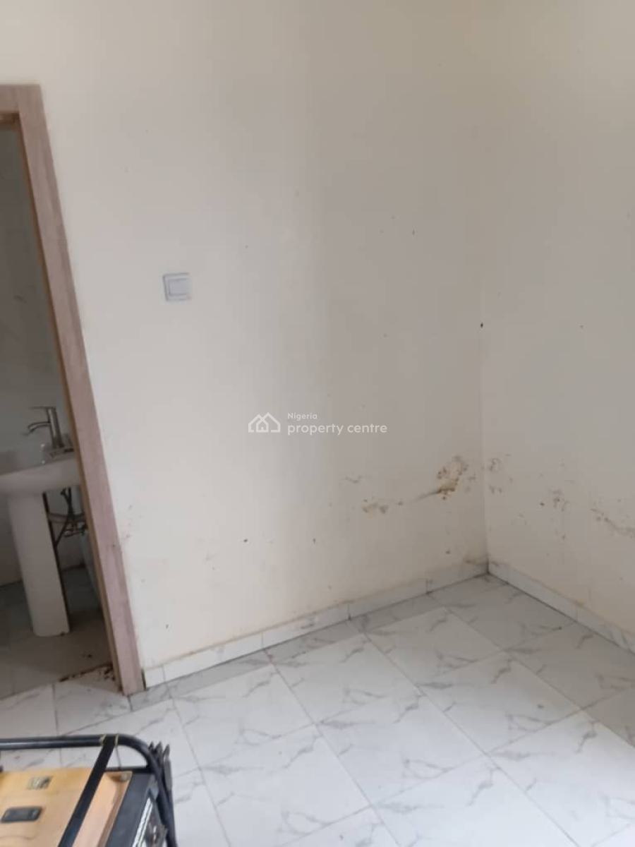 a Room Bq, Royal Garden Estate Golf, Lakowe, Ibeju Lekki, Lagos, Self Contain (single Rooms) for Rent