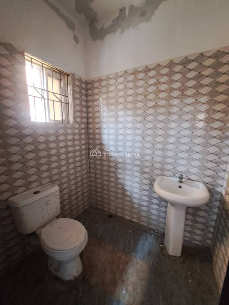 Luxury and Spacious 3 Bedroom Apartment, Salem, Lekki, Lagos, Flat / Apartment for Rent