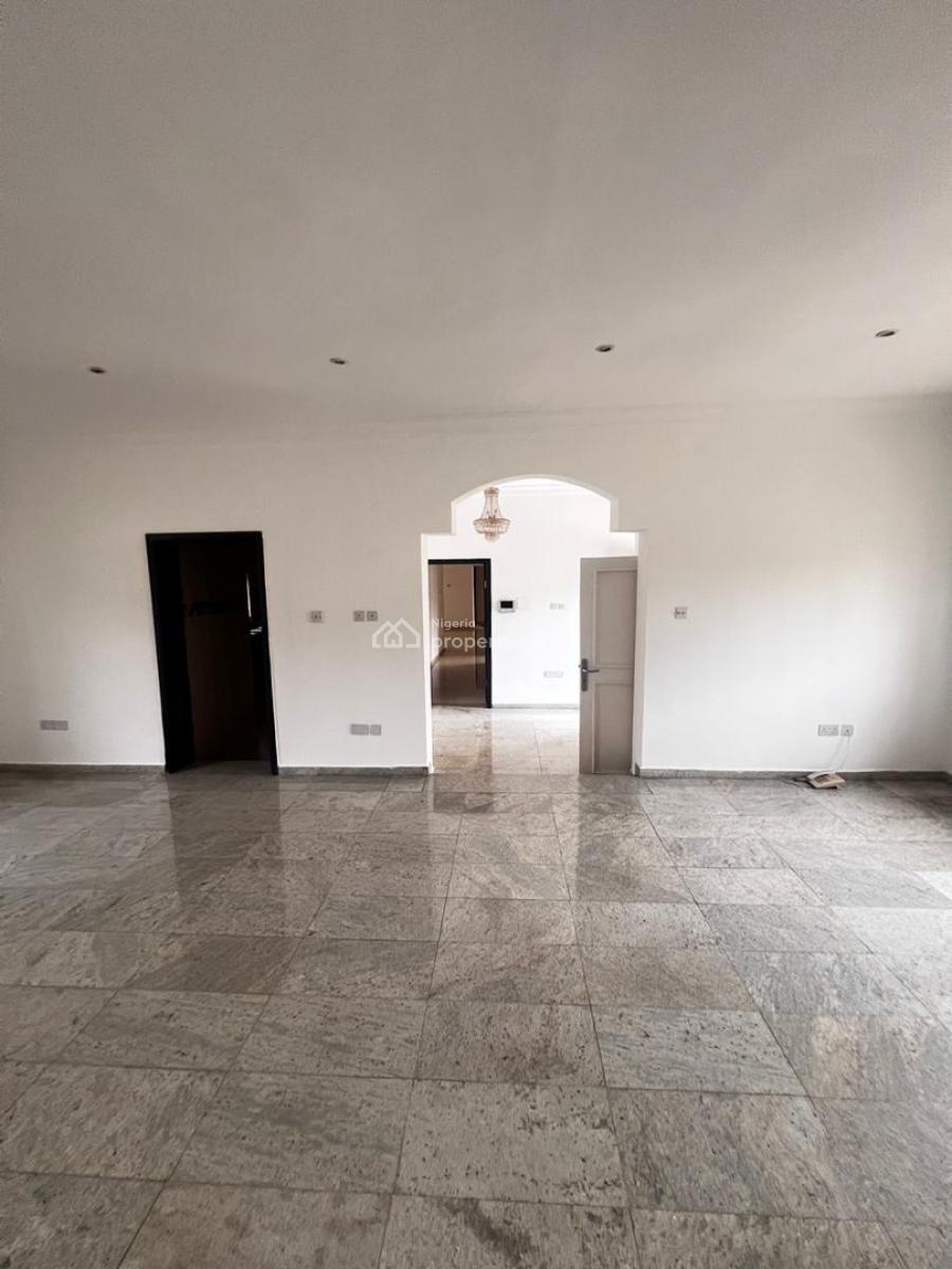 Exquisite 3 Bedroom Apartment, Lekki Phase 1, Lekki, Lagos, Flat / Apartment for Rent